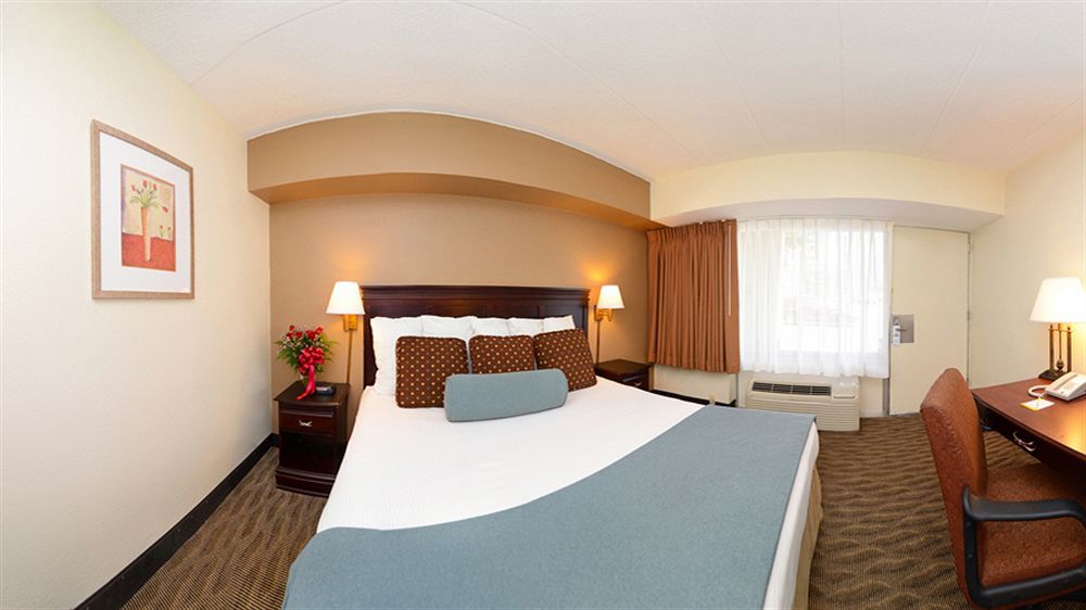 Days Inn By Wyndham Silver Spring Kültér fotó